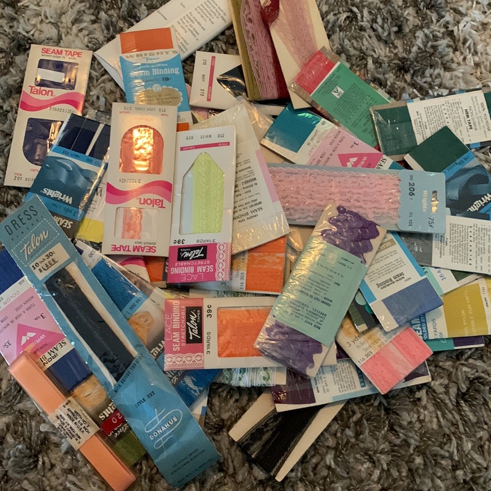 Lot of 40+ Vintage Lace Seams Hems Tape Binding New